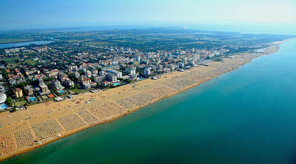 Hotel Karibe Bibione Eksteriør billede