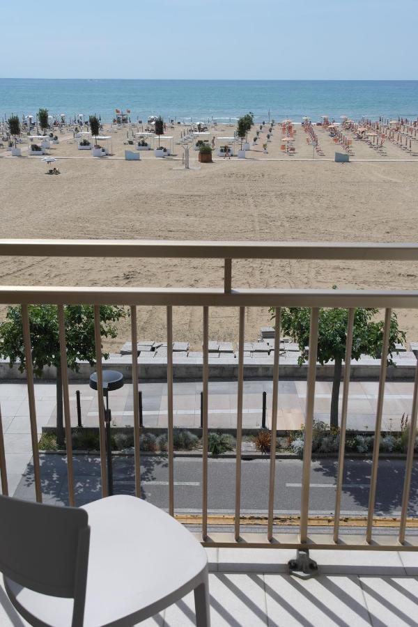 Hotel Karibe Bibione Eksteriør billede