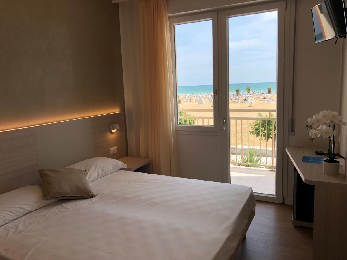 Hotel Karibe Bibione Eksteriør billede